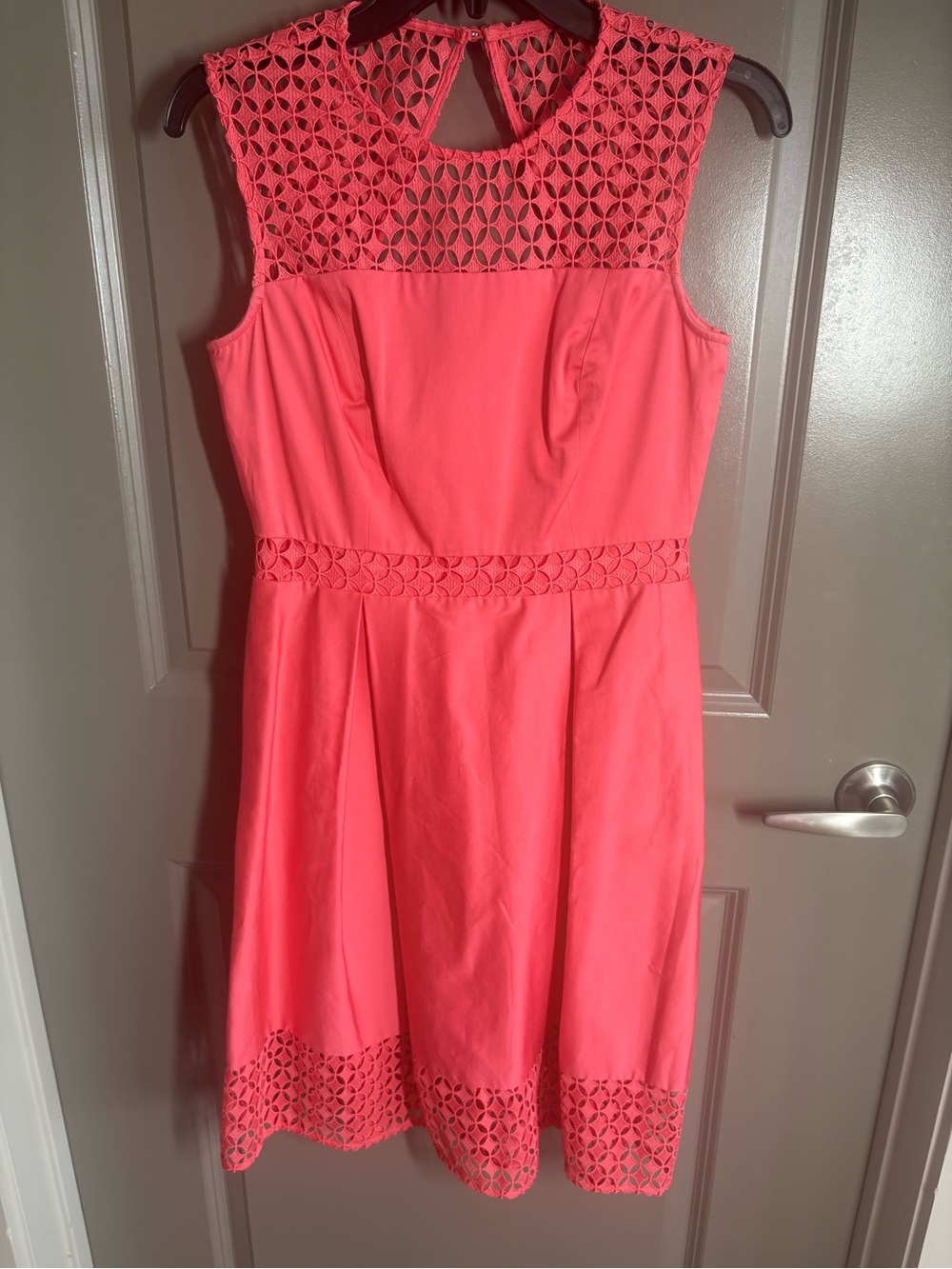 Calvin Klein Coral Pink Sleeveless Lace Eyelet Dress Size 4